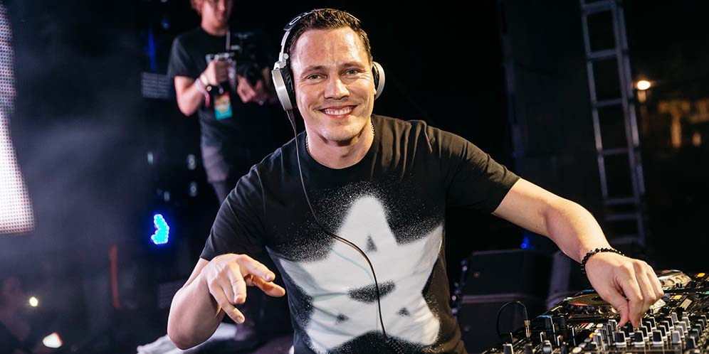 Boom! Tiesto Kasih Teaser Lagu Baru